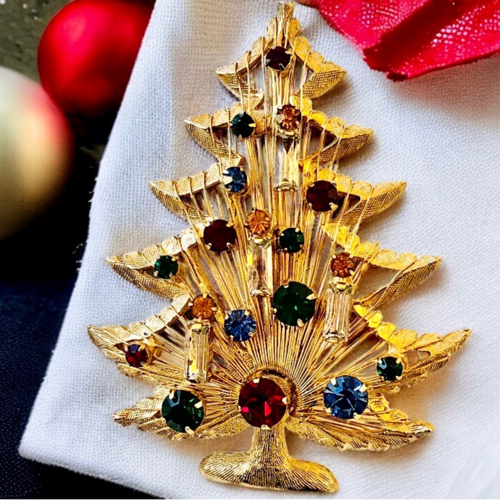 Brooks Christmas Tree Pin Brooch Vtg Goldtone Harp Rhinestones Candles Signed
